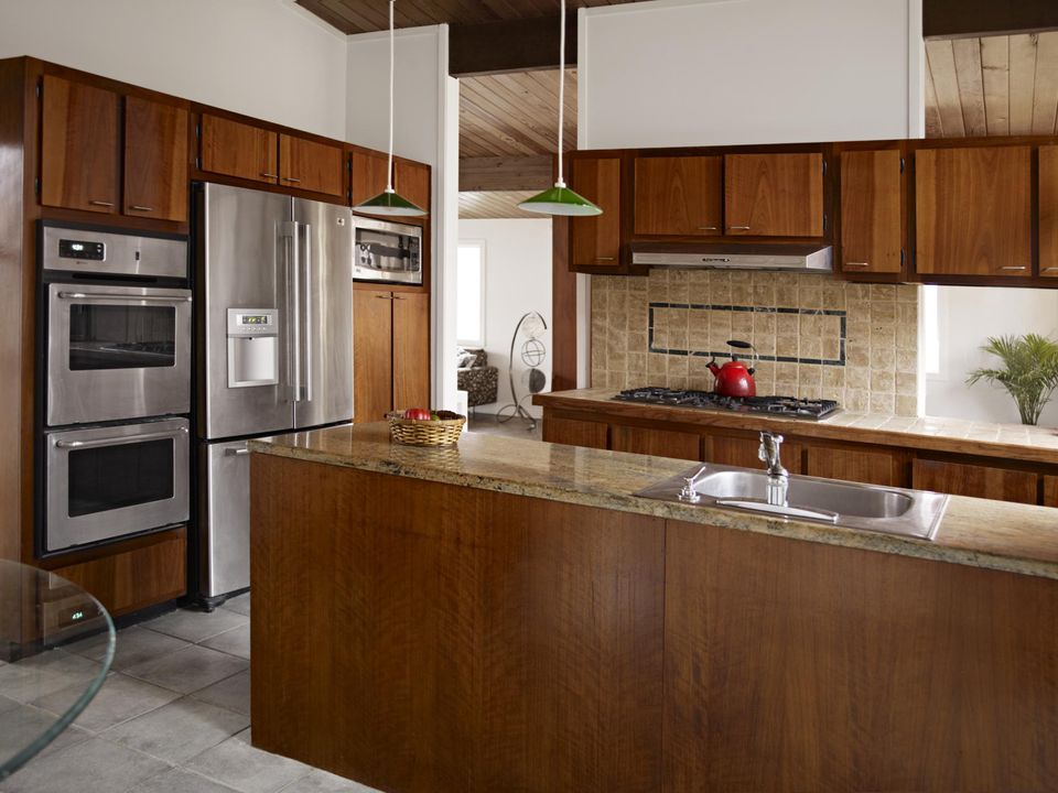 Oak kitchen cabinet in Mission viejo